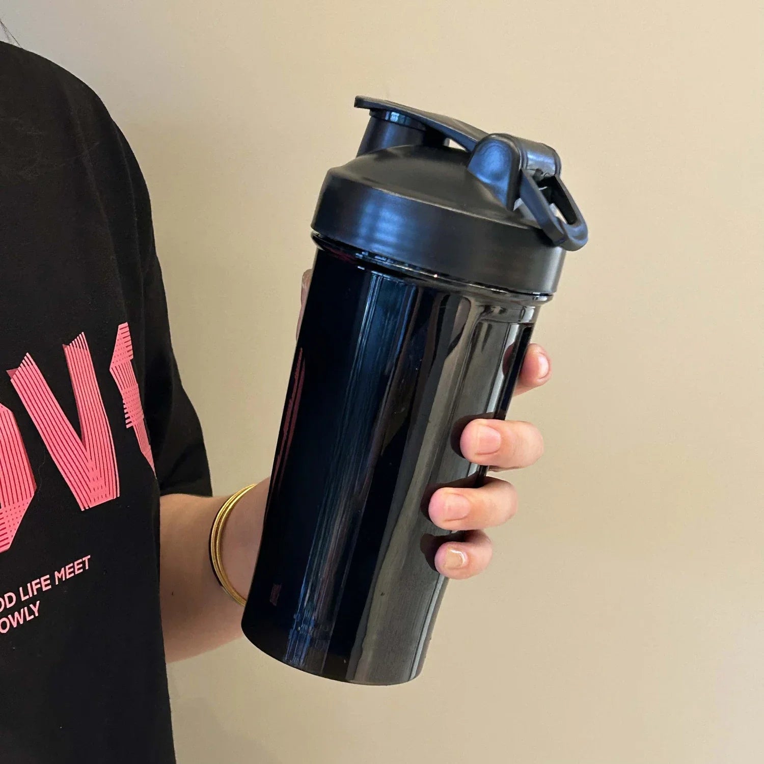 Shaker Bottle with Mixing Ball